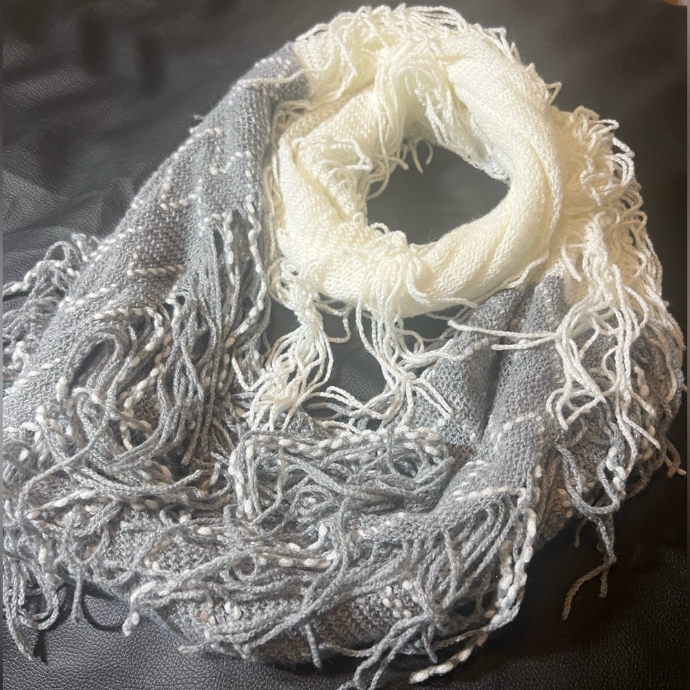 Infinity scarf